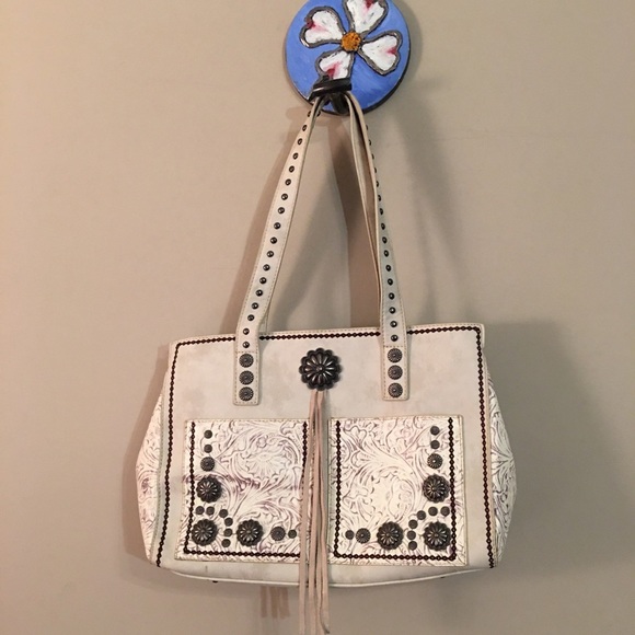 White Leather Embellished Montana West Concho Coll Concealed Handgun Satchel Bag - Picture 2 of 7